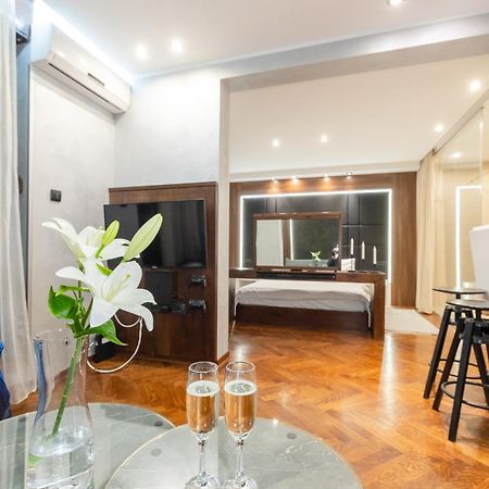 Onyx Luxury Apartments Belgrado Esterno foto