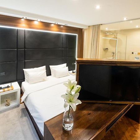 Onyx Luxury Apartments Belgrado Esterno foto